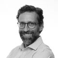 FRANCIS PERFIL